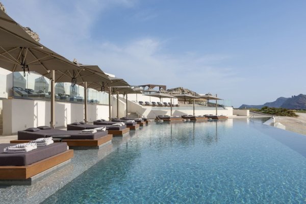 Santo Mine Oia Suites