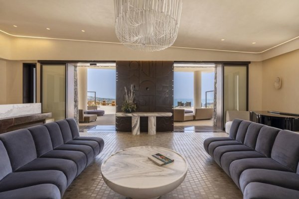 Santo Mine Oia Suites