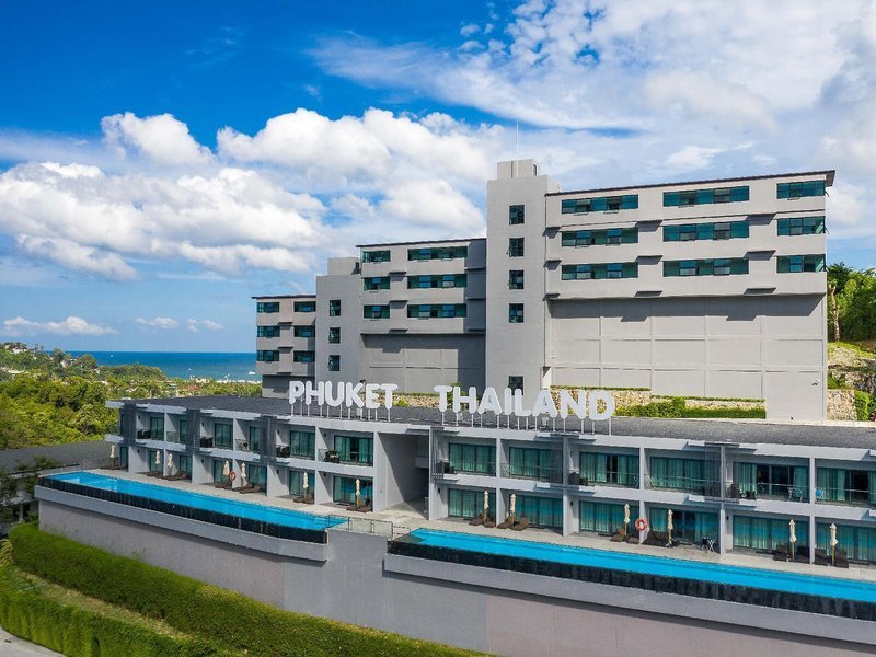 Patong Bay Hill Resort & Spa
