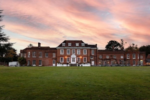 Stoke Place Hotel