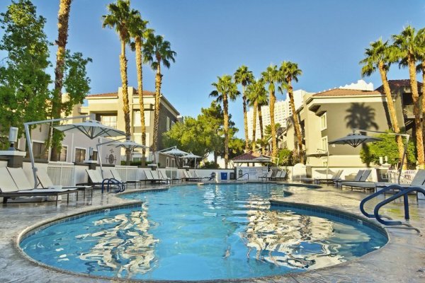 Desert Rose Resort