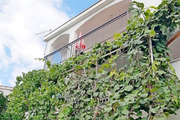 Apartments Frano