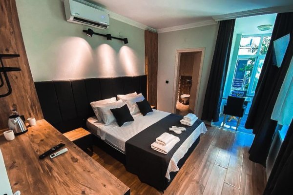 Tepe Hotel