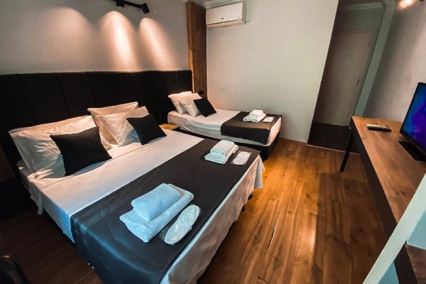 Tepe Hotel