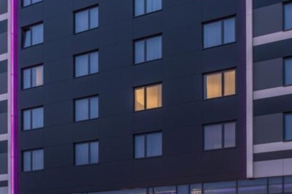 Moxy Aberdeen Airport