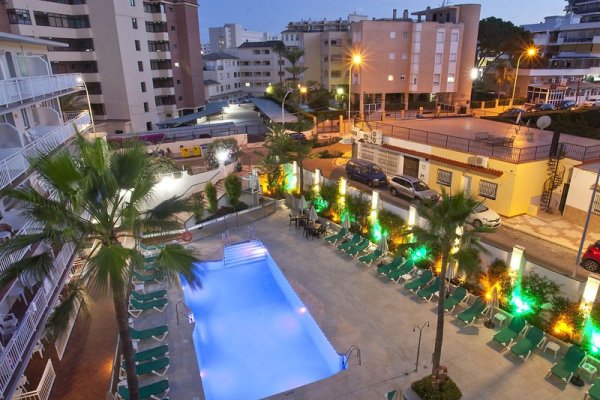 Ecuador Park Apartments