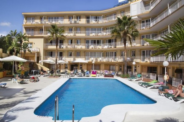 Ecuador Park Apartments