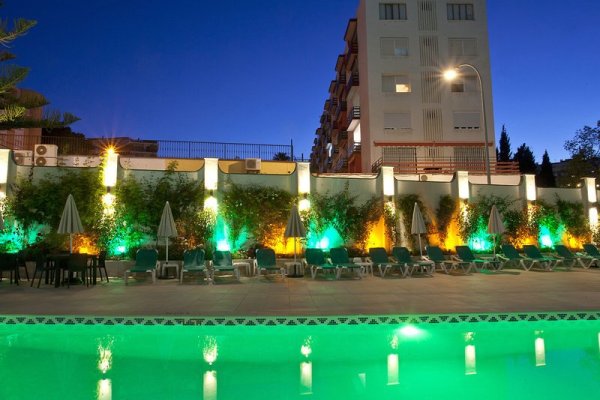 Ecuador Park Apartments