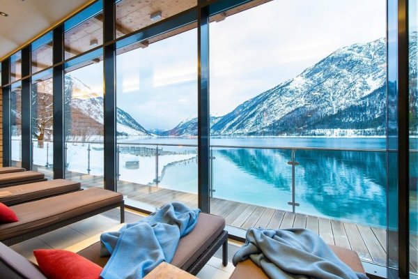 aja Fürstenhaus am Achensee