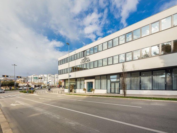 Hotel Corner