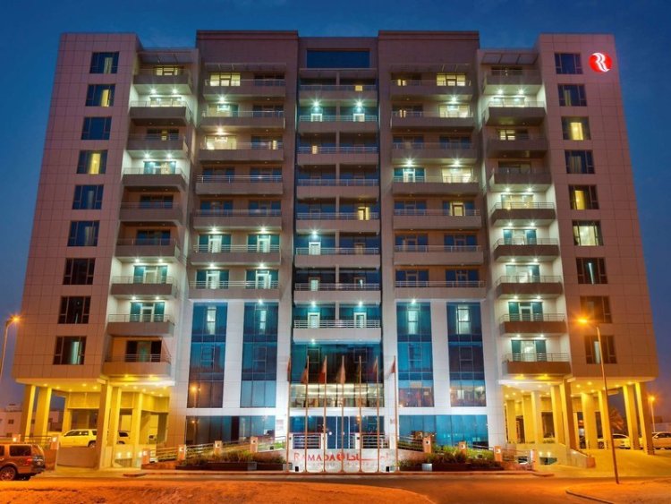 Ramada Hotel & Suites by Wyndham Amwaj Islands Manama