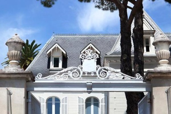 White 1921  SaintTropez