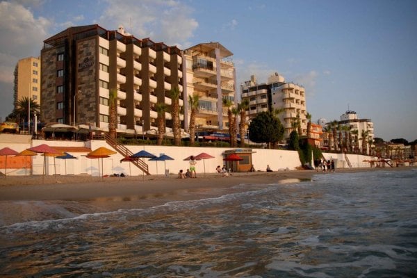 Sunday Beach Hotel