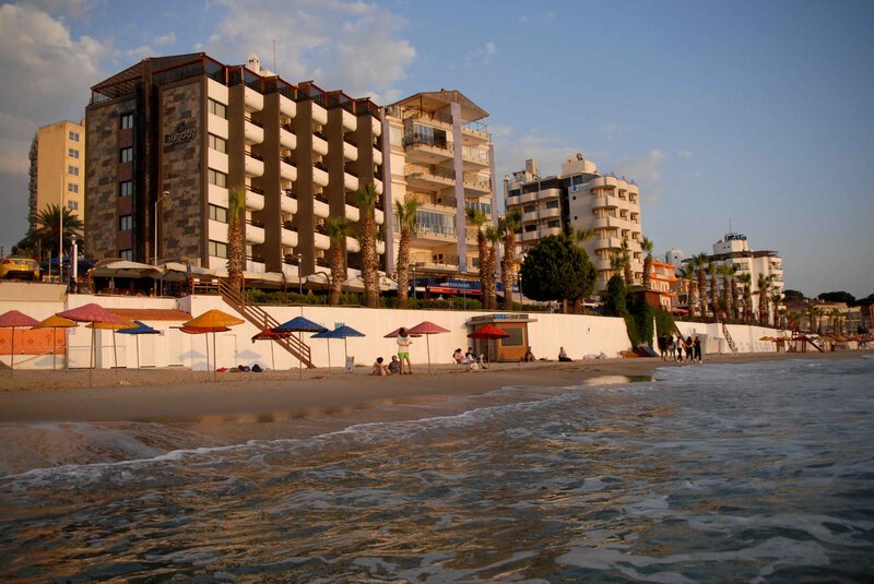 Sunday Beach Hotel