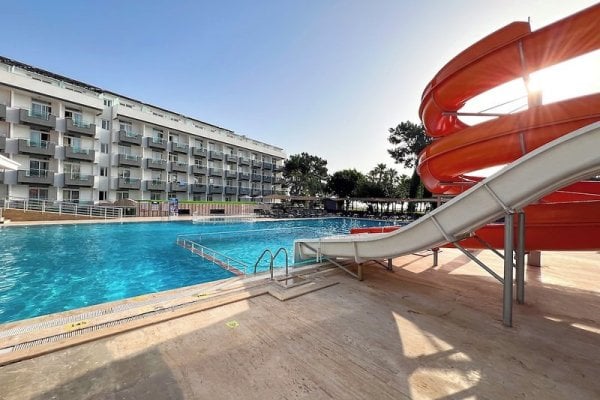 Transatlantik Beach Hotel