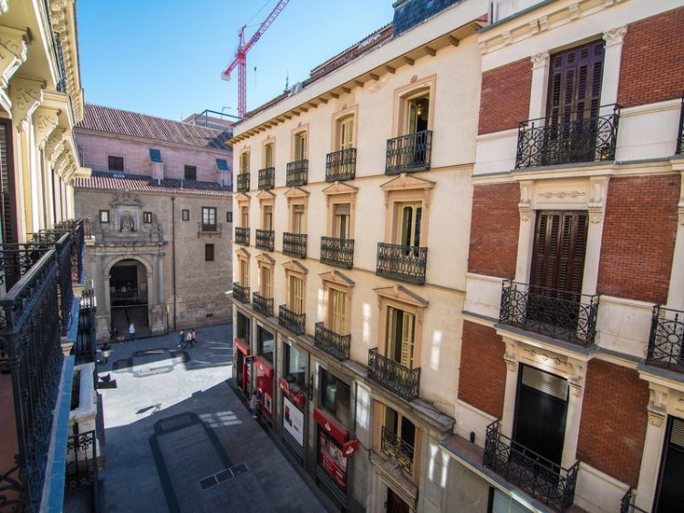 Petit Palace Preciados