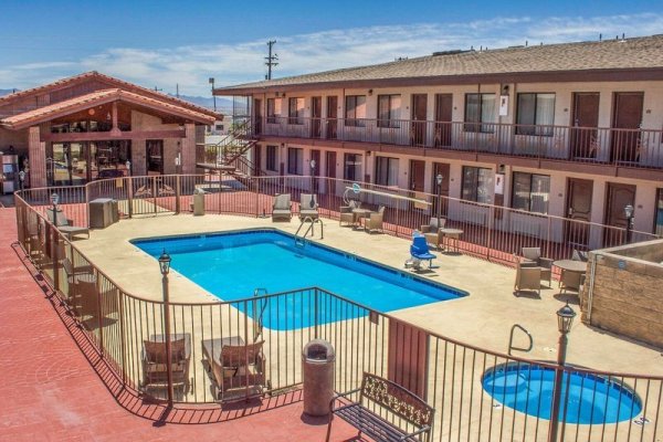 Quality Inn Benson