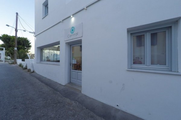 Central Fira Hotel
