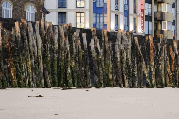 Mercure Front De Mer