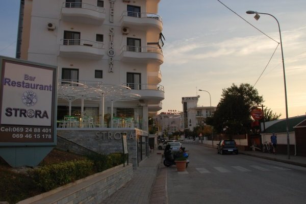 Hotel Strora