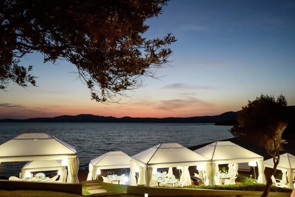 Avaton Luxury Hotel & Villa  Relais & Chateux