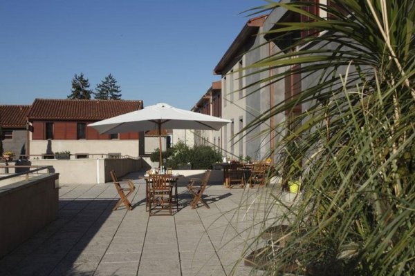 Adonis Carcassonne Residence la Barbacane