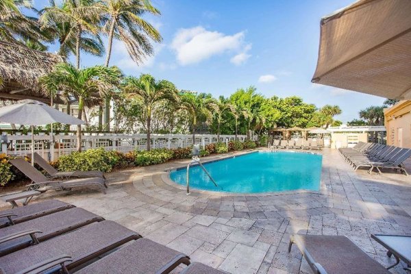 Wyndham Deerfield Beach Resort