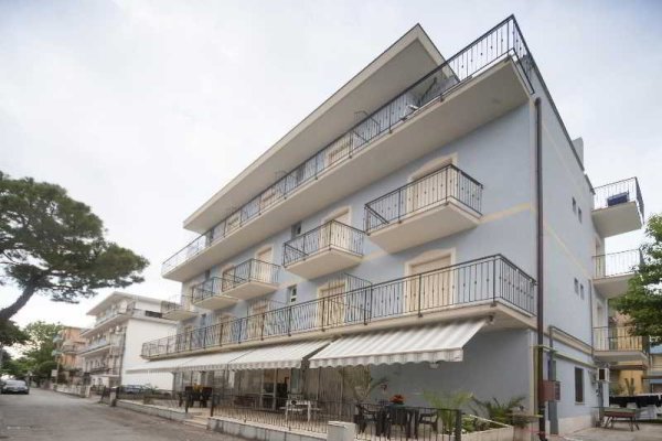 Hotel Blue Sky