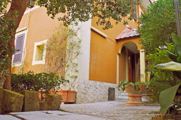 Naples Experience - Hostel