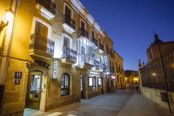 Hotel Arcos