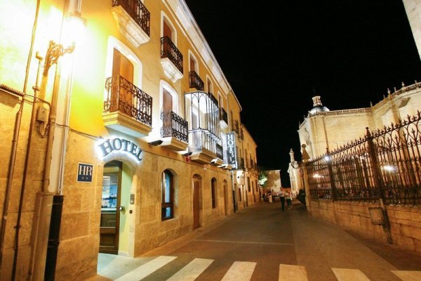 Hotel Arcos