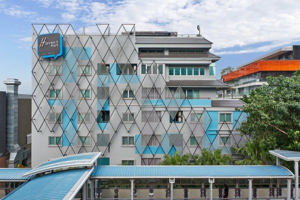 Haven't Met Bangkok Silom by Cross Collection