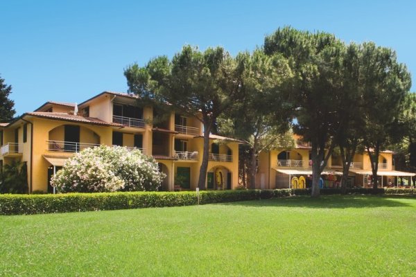 Residence Golfo della Lacona
