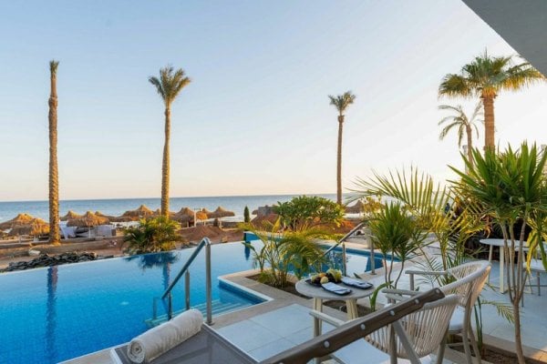 Sunrise Remal Beach Resort Posh Club