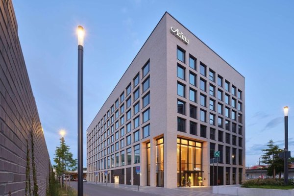 Adina Apartment Hotel Cologne