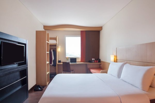 Hotel Ibis Surabaya City Center