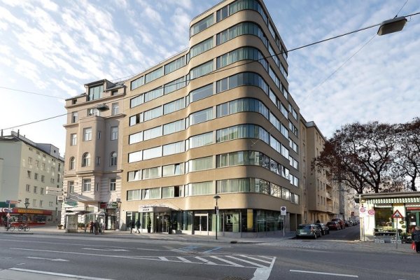 Eurostars Embassy