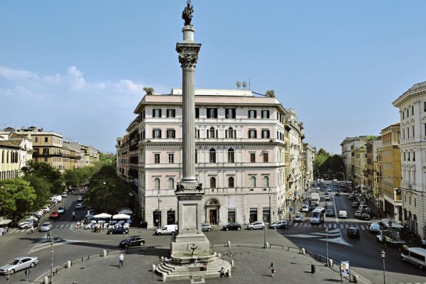 Mecenate Palace