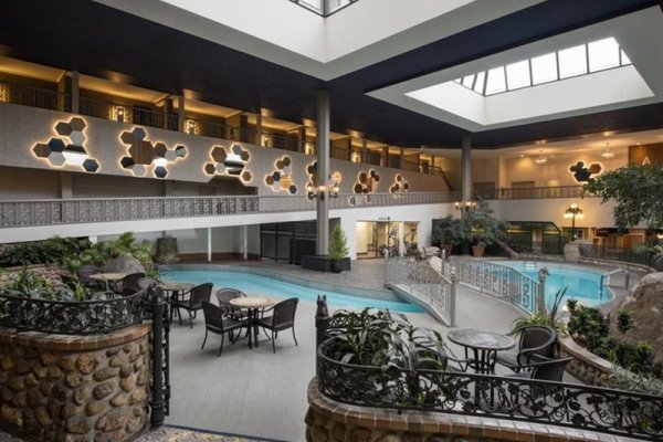 Saskatoon Inn & Conference Centre
