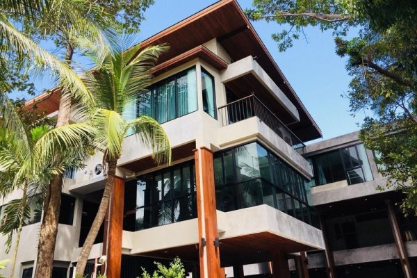 J4 Hotel Samui