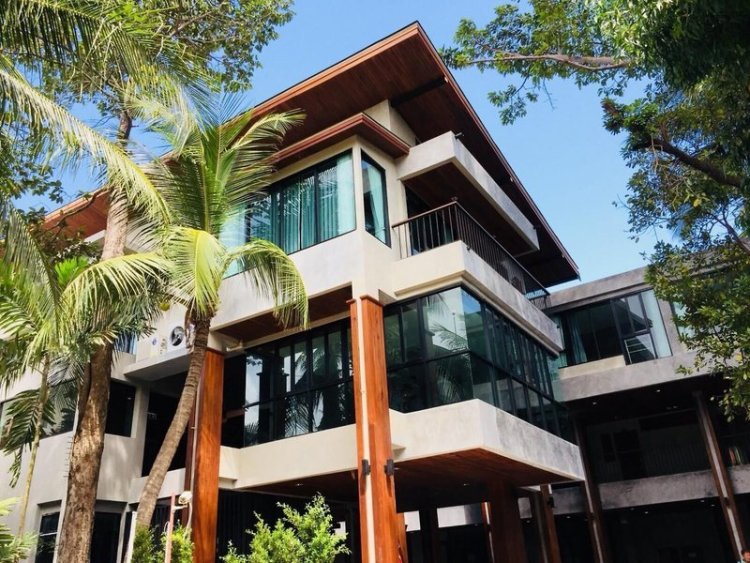 J4 Hotel Samui