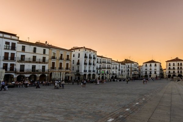 Baluart Apartments 