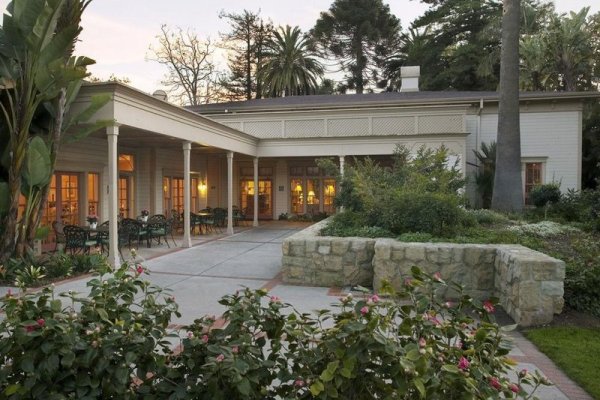 Pacifica Suites