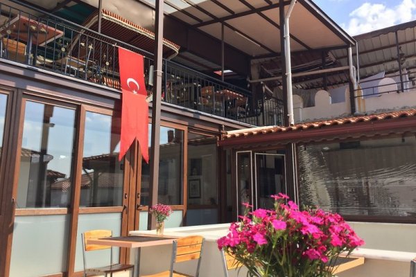 Ena Serenity Hotel