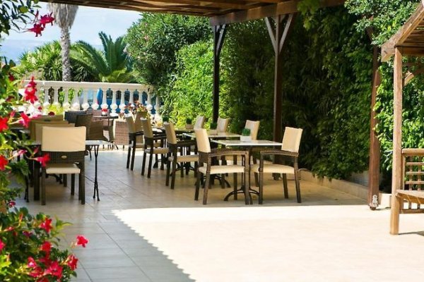 Irilena Hotel