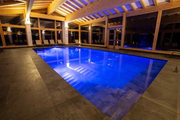 Caminetto Mountain Resort