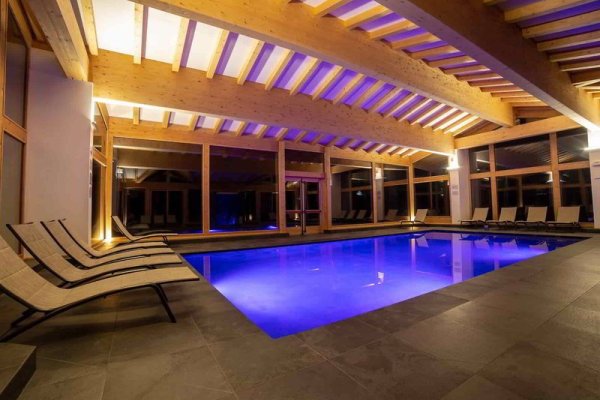 Caminetto Mountain Resort