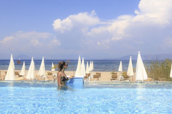 Cavomarina Beach Hotel