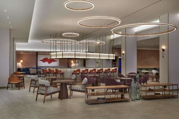 Hilton Toronto Airport