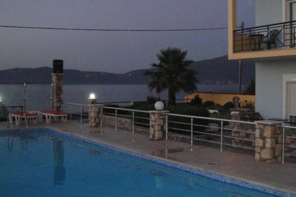 Gera Bay Studios & Apartments